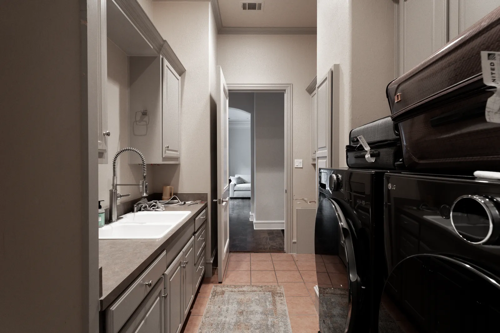 Prestwick Ln laundry room before the renovation